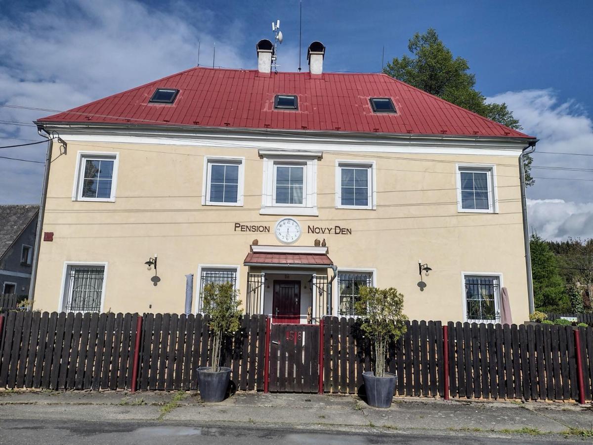 Pension Novy Den Albrechtice  Exterior foto